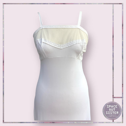 Vintage Ivory Accordion Pleat Slip