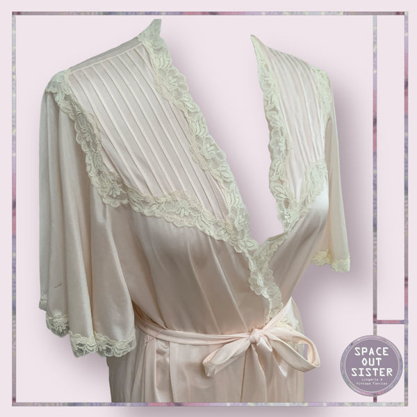 Vintage Vanity Fair Robe
