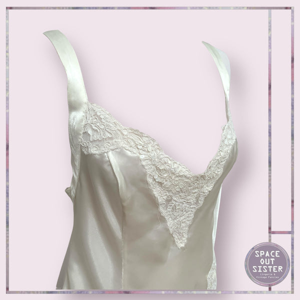 Victoria Sequin Nightdress