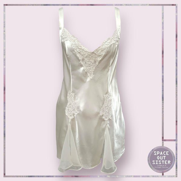 Victoria Sequin Nightdress