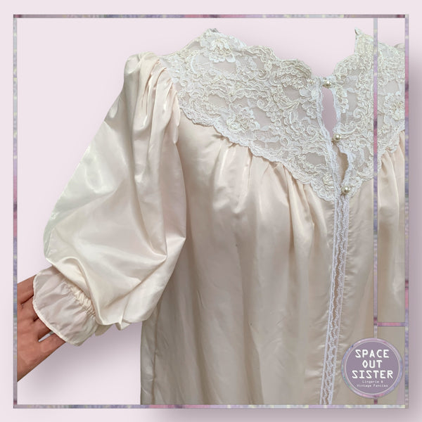 Vintage Barbizon Robe