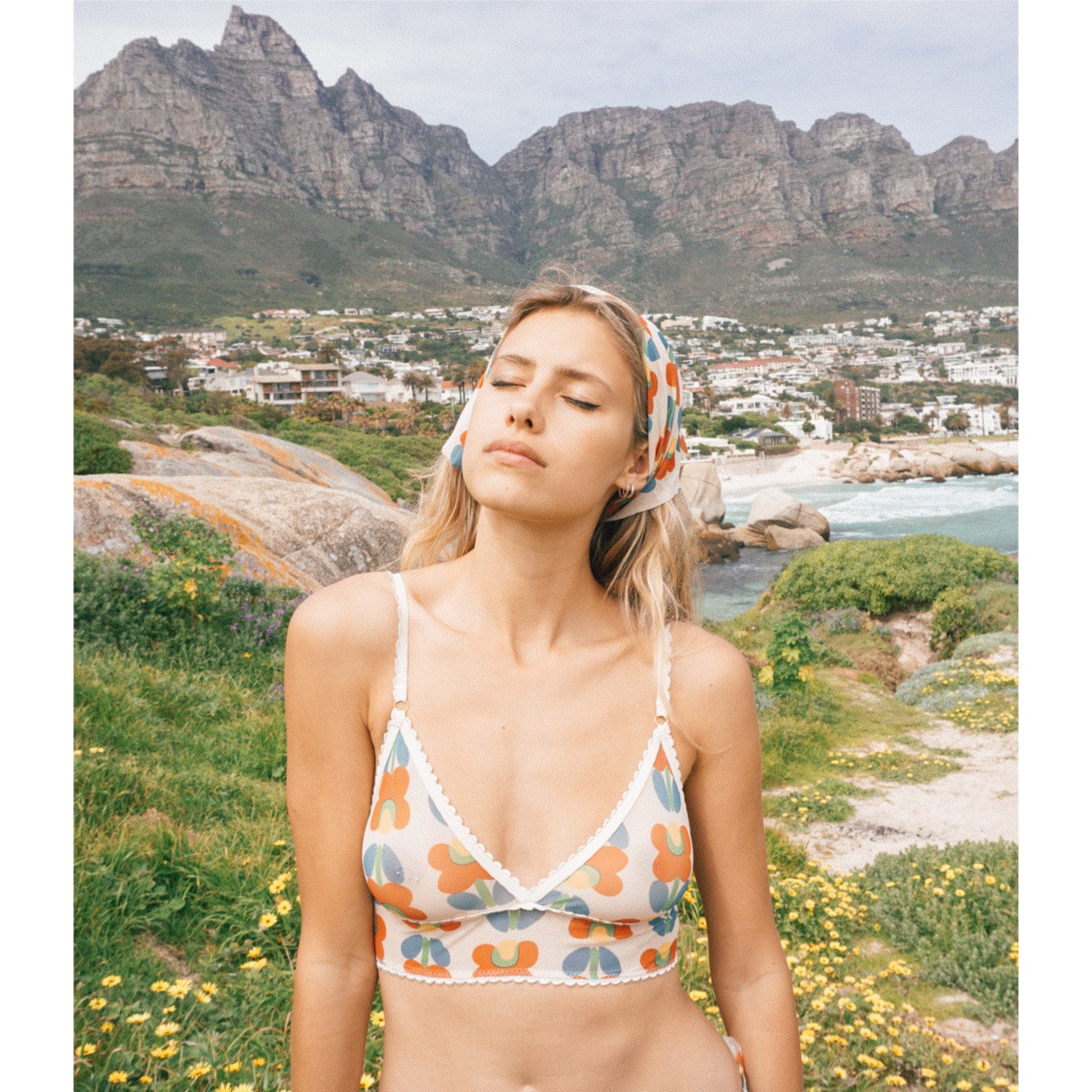 New Anna Midline Bralette by Nette Rose