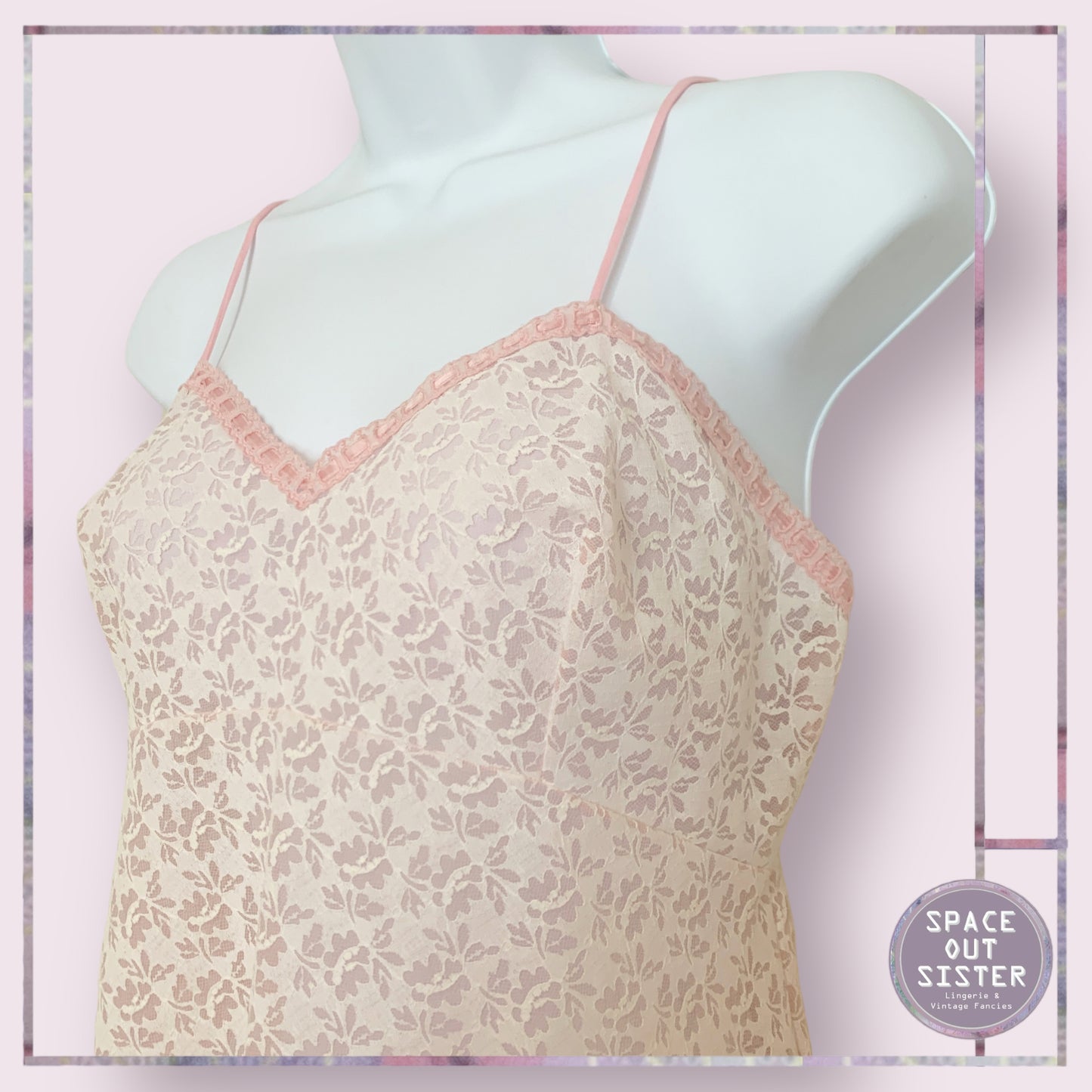 Circa 1960s Vintage Short Novelli Nightdress
