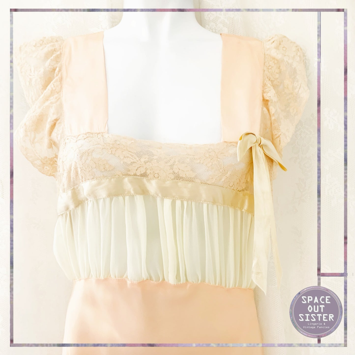 1930s Vintage Ballet Pink Satin Nightgown